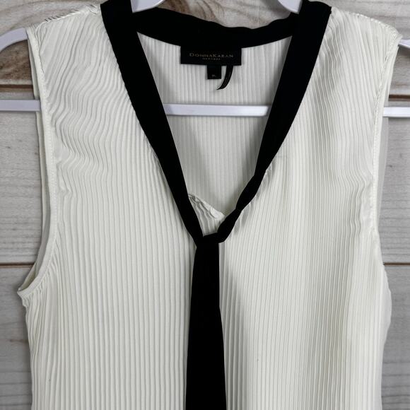 Donna Karan New York White & Black Pleated Tie Front Sleeveless Blouse Size XL - Picture 2 of 9